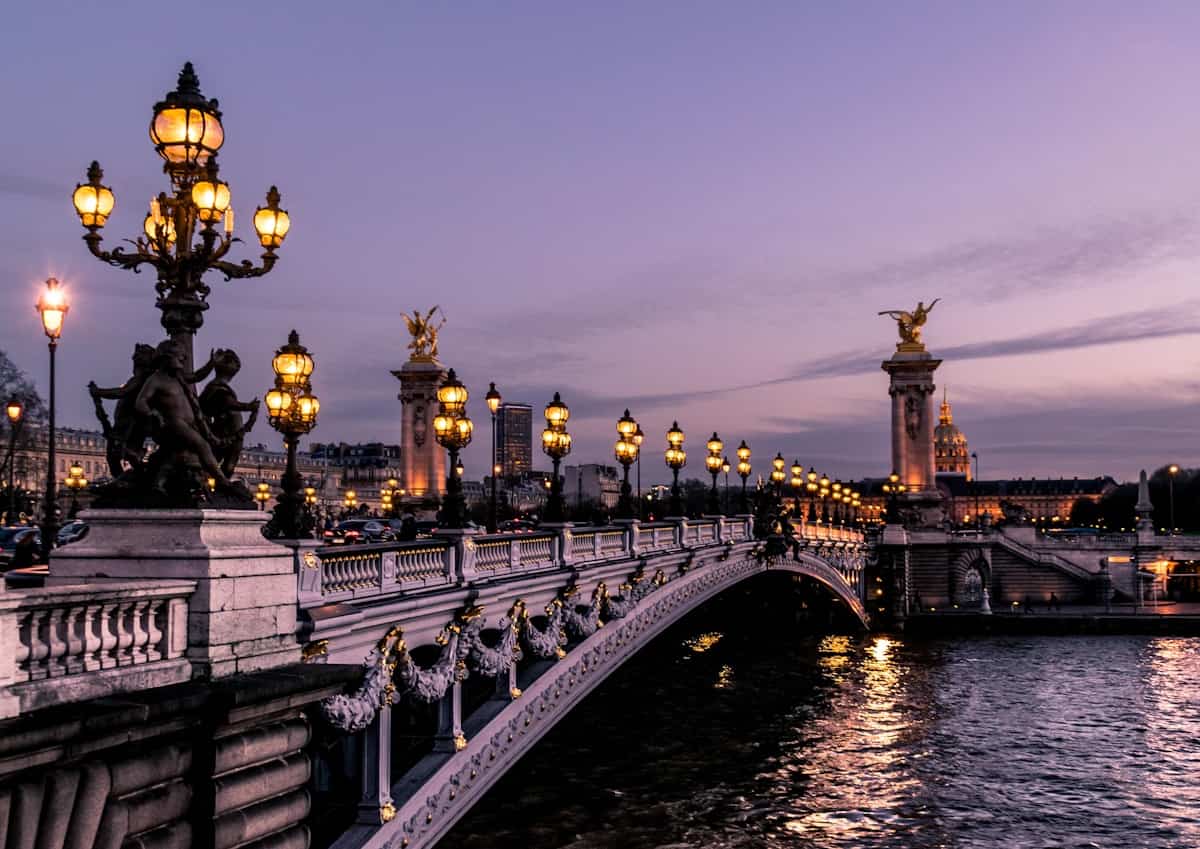 Passagens aéreas e voos para Lisboa, Paris, Roma e Madri com a Descontur Turismo - Foto Panorâmica Principal